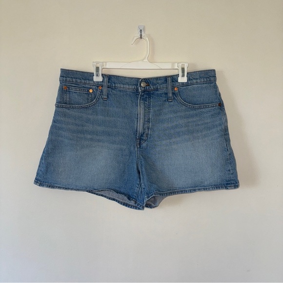 Madewell The Perfect Vintage Mid-Length Jean Short in Grennan Wash 33 - Picture 1 of 3